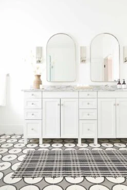 Rika Mat 12 Rika Mat -TableTrove Sales Store 20190718 10thst home day 221929 low f7a96763 a37a 49a5 a4b8 675280b26dba