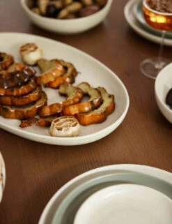 Pacifica Oval Platter By Casafina -TableTrove Sales Store AdentroRugDiningRoom 4159 SITECROP df98a838 a993 4f1c a471 3c09ba6dd86b