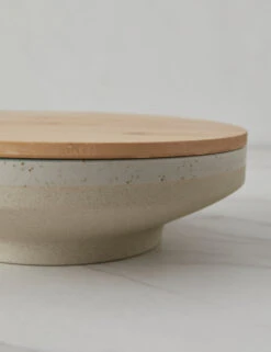 Amelia Bowl With Lid -TableTrove Sales Store AmeliaStonewareBowlwithBambooLid 14452