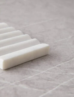 Vo Marble Soap Dish -TableTrove Sales Store CarvedMarbleSoapDish 14132