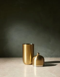 Colin Cocktail Shaker -TableTrove Sales Store ColinCocktailShaker 13410 SITECROP