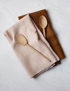 Essential Waffle Dish Towels (Set Of 2) By Hawkins New York -TableTrove Sales Store HawkinsNewYorkEssentialSetof2WaffleDishTowels BlushandTerraCotta 6363 f2d692c0 1628 4278 adfe b5767b59c572