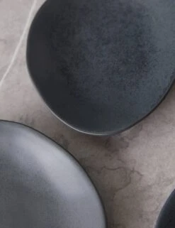 Livia Oval Plate (Set Of 6) By Costa Nova -TableTrove Sales Store LiviaOvalPlate Setof6 byCasafina Black L0467314 2035