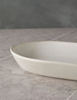 Weilan Large Serving Dish -TableTrove Sales Store PionLargeServingDish Gray WhitebyHouseDoctor 12160