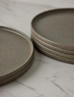 Redonda Dinner Plate (Set Of 6) By Costa Nova -TableTrove Sales Store RedondaDinnerPlate Setof6 byCostaNova Brown 11 A0655176B 3485 SITECROP d7a46952 bbbc 4fd3 a795 2d03e53a8497