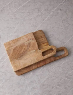 Reyes Cutting Board -TableTrove Sales Store ReyesOpenHandleWoodenCuttingBoard Family 14183