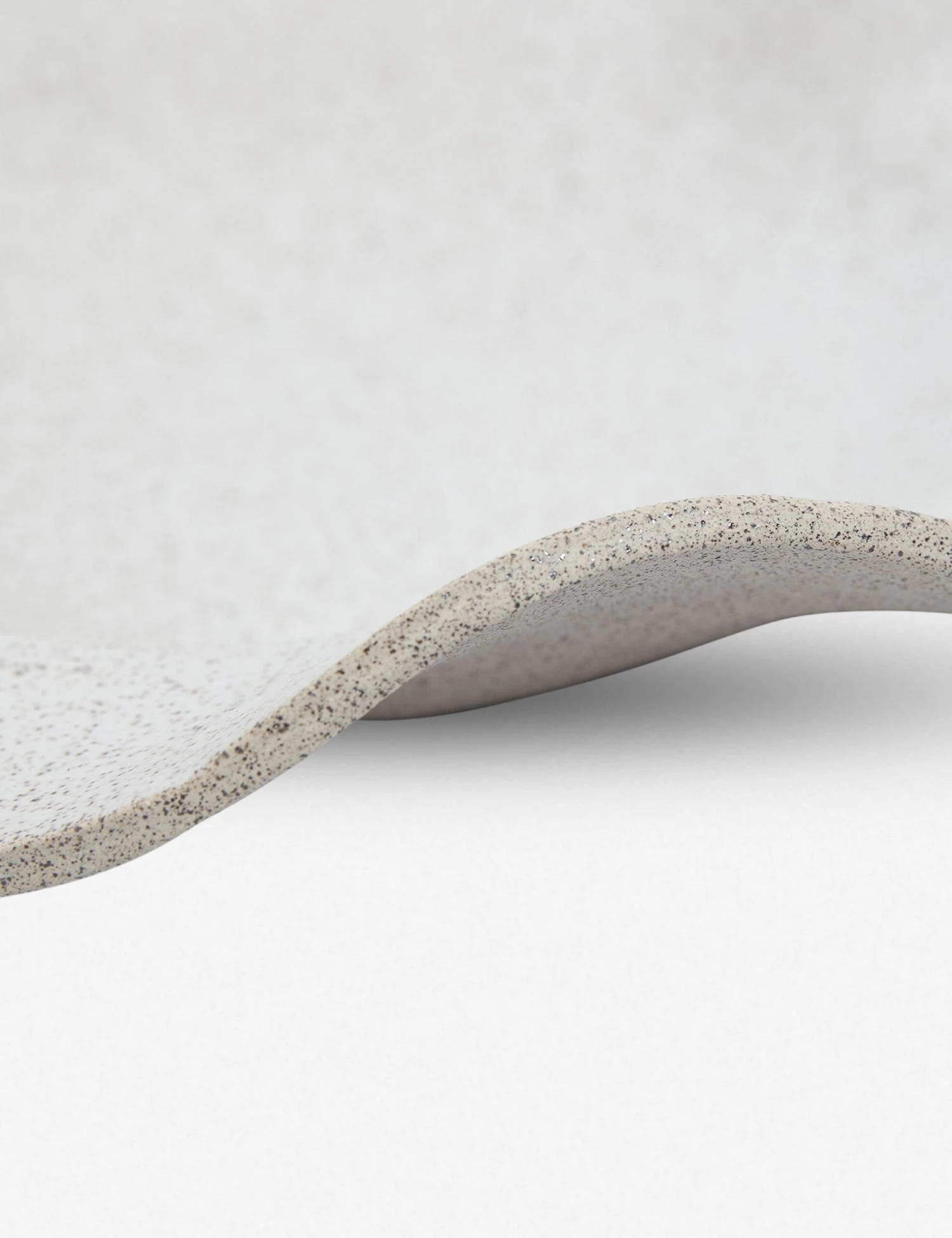 Raya Round Platter By SIN 5 Raya Round Platter By SIN - Image 3