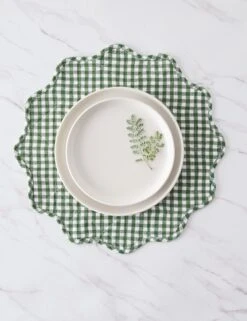 Scallop Placemats By Heather Taylor Home -TableTrove Sales Store ScallopPlacemat Hunter 16019