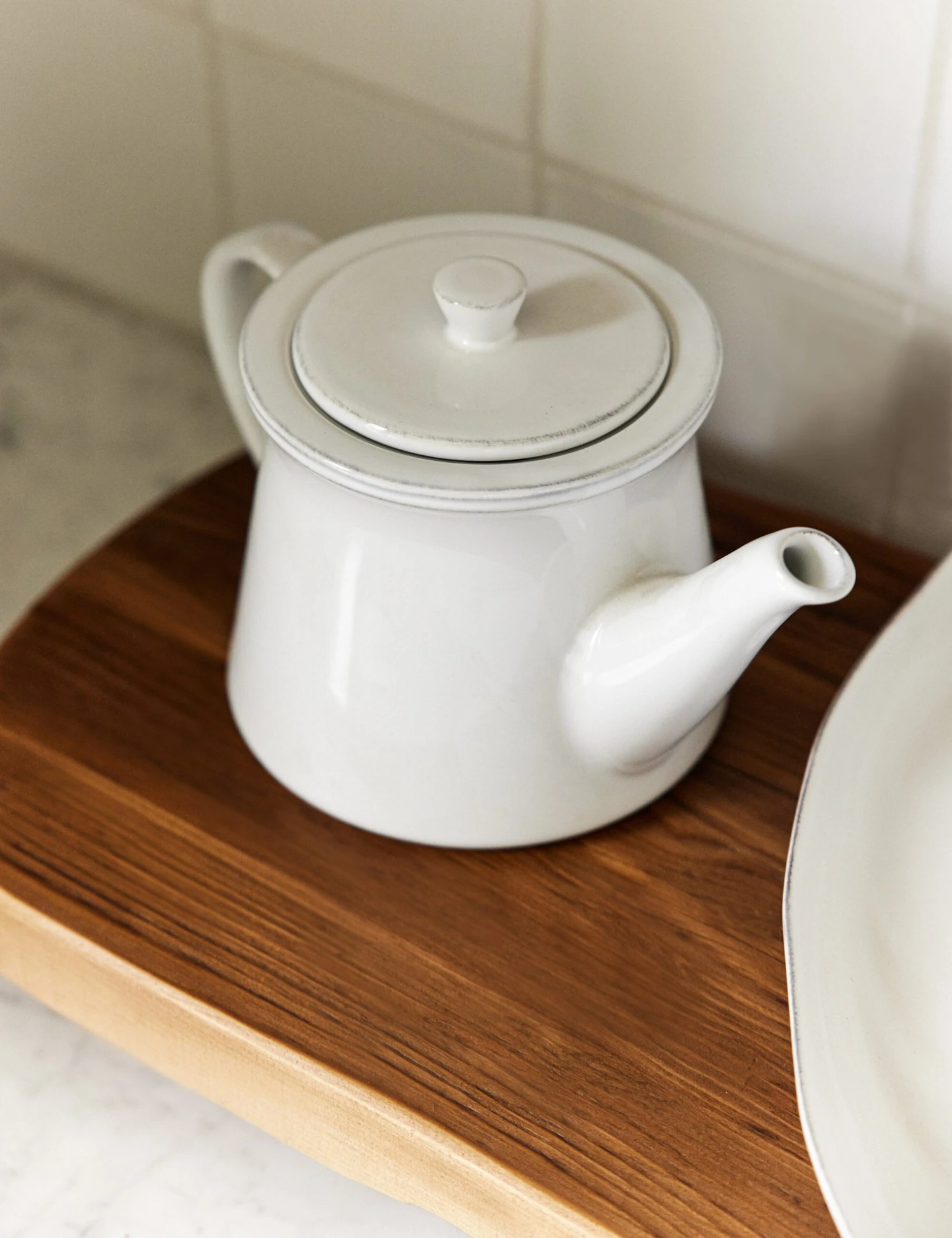 Friso Tea Pot, White By Costa Nova 4 Friso Tea Pot, White By Costa Nova - Image 2