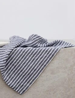 Linen Table Napkins (Set Of 4) By Cultiver -TableTrove Sales Store cultiver linen table napkins set of 4 indigo stripe 1